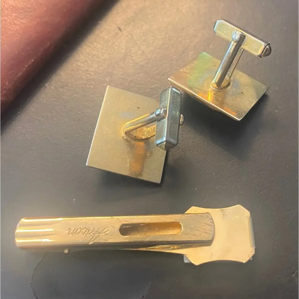 VTG Anson Gold Tone and MOP Cufflinks and 2